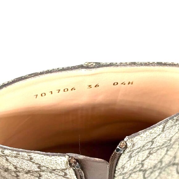 Gucci Blondie Interlocking GG Medallion Logo Ankle Booties Boots Heels - Picture 12 of 16